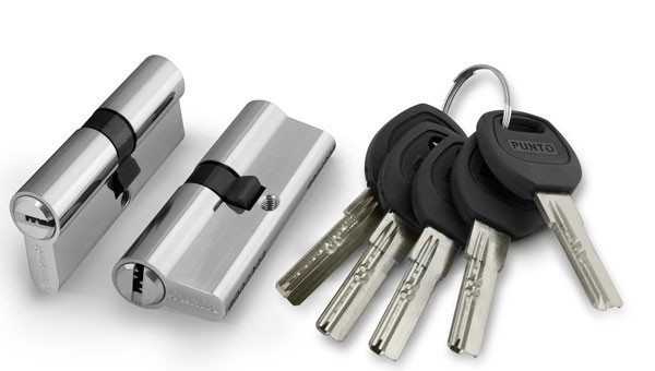 Циліндровий механізм PUNTO А200 90 мм 35х10х45 ключ/ключ (Китай)