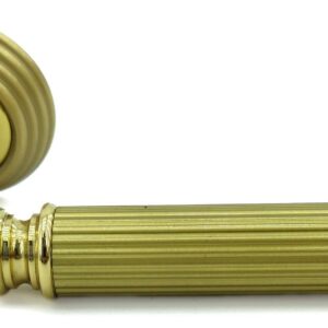Дверна ручка з латуні Fadex Rania 246P латунь полірована / латунь матова (Італія)