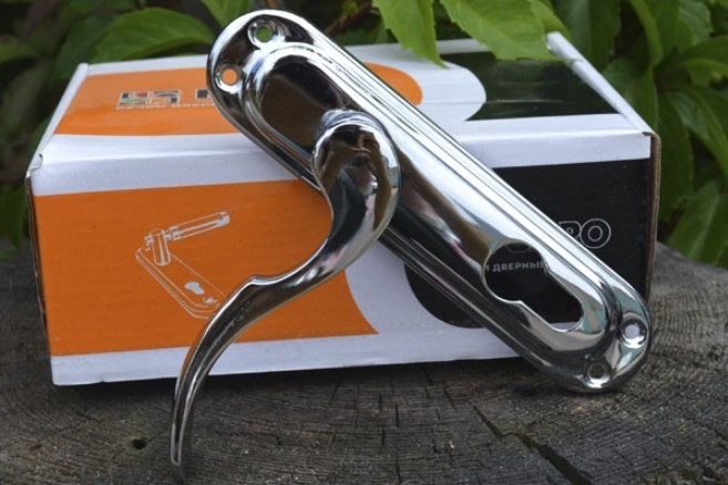 Ручка дверна на планці PUNTO SIMFONIA STL kYale 62 mm CP хром (Китай)