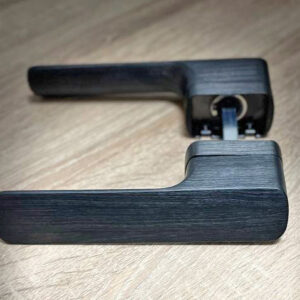 Ручка на двері M&T Minimal 2.0 147933 Cr-K R чорний браш (Чехія)