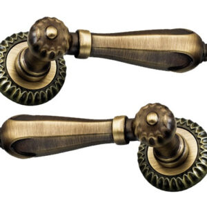 Ручка на круглій розетці Sicma Pompei бронза (Італія)